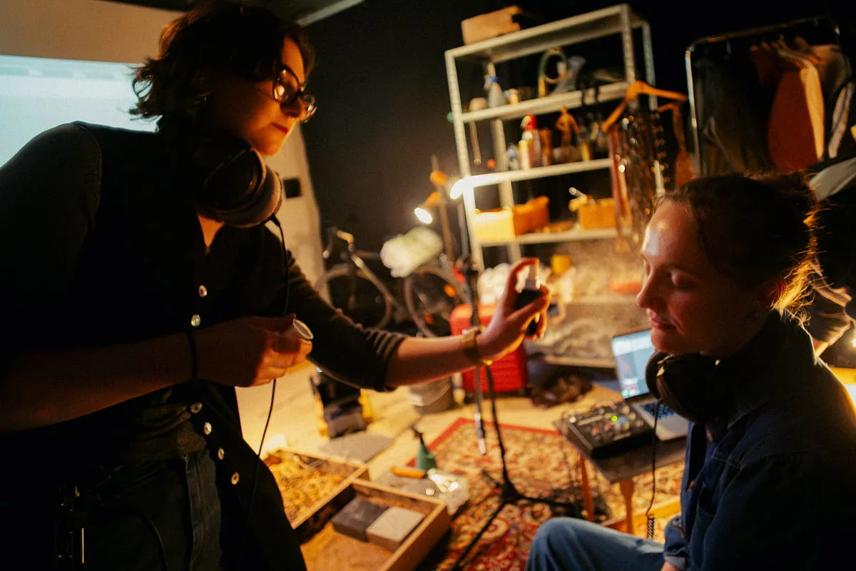 Schauspielerin zum filmen vorbereiten